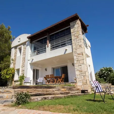2 Bedroom House With A Fantastic View Of Gmlk Appartement Bodrum