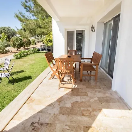 2 Bedroom House With A Fantastic View Of Gmlk Appartement *